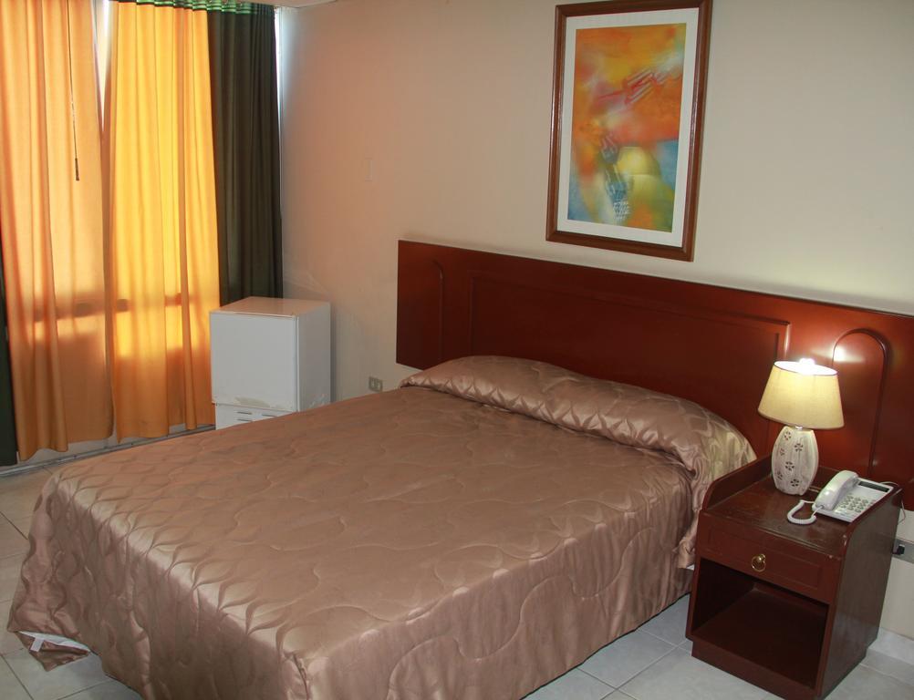Hotel La Torre Guayaquil Bilik gambar