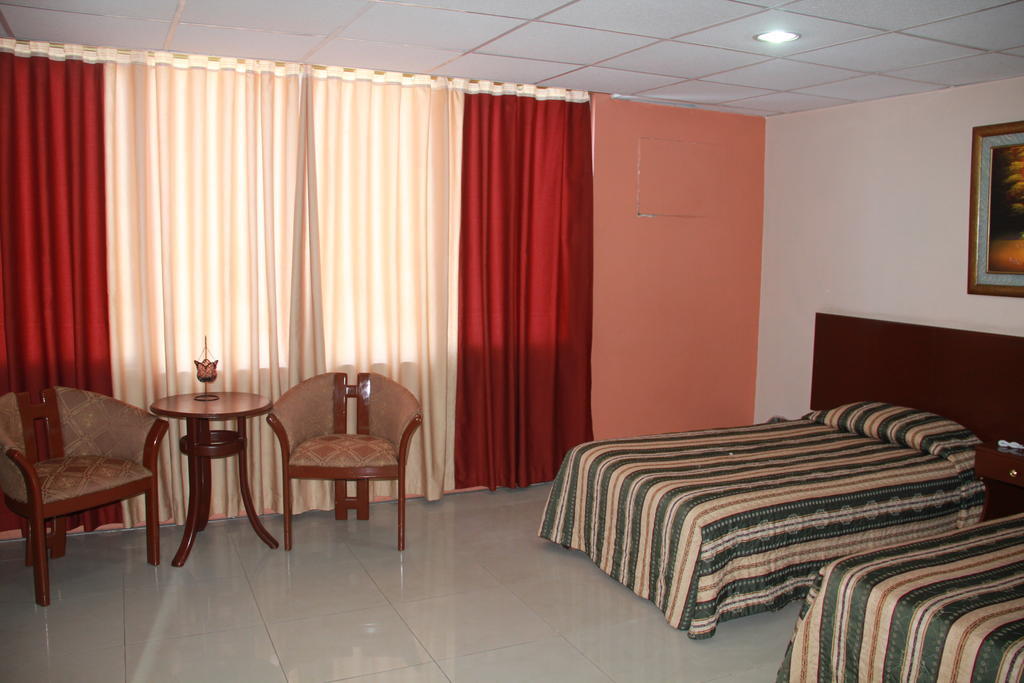 Hotel La Torre Guayaquil Bilik gambar