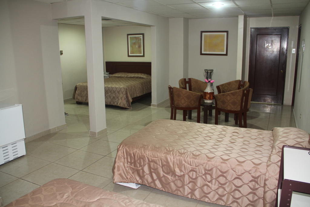 Hotel La Torre Guayaquil Bilik gambar
