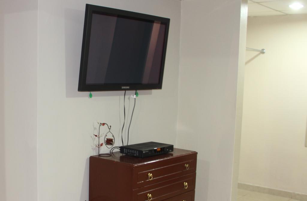 Hotel La Torre Guayaquil Bilik gambar