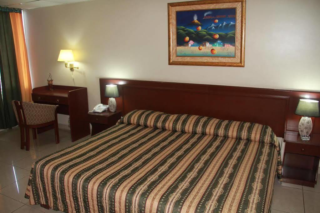 Hotel La Torre Guayaquil Luaran gambar